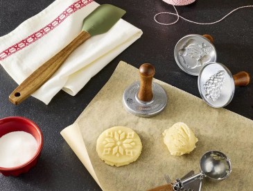 Hearth & Hand with Magnolia cookie stamps