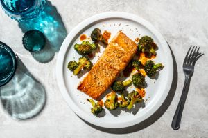WASHINGTON, DC - NOVEMBER 7: Roasted Salmon and Broccoli with Ginger-Soy Marinade photographed for Voraciously at The Washington Post via Getty Images in Washington, DC on November 7, 2019 (Laura Chase de Formigny for The Washington Post via Getty Images; food styling by Lisa Cherkasky for The Washington Post via Getty Images)